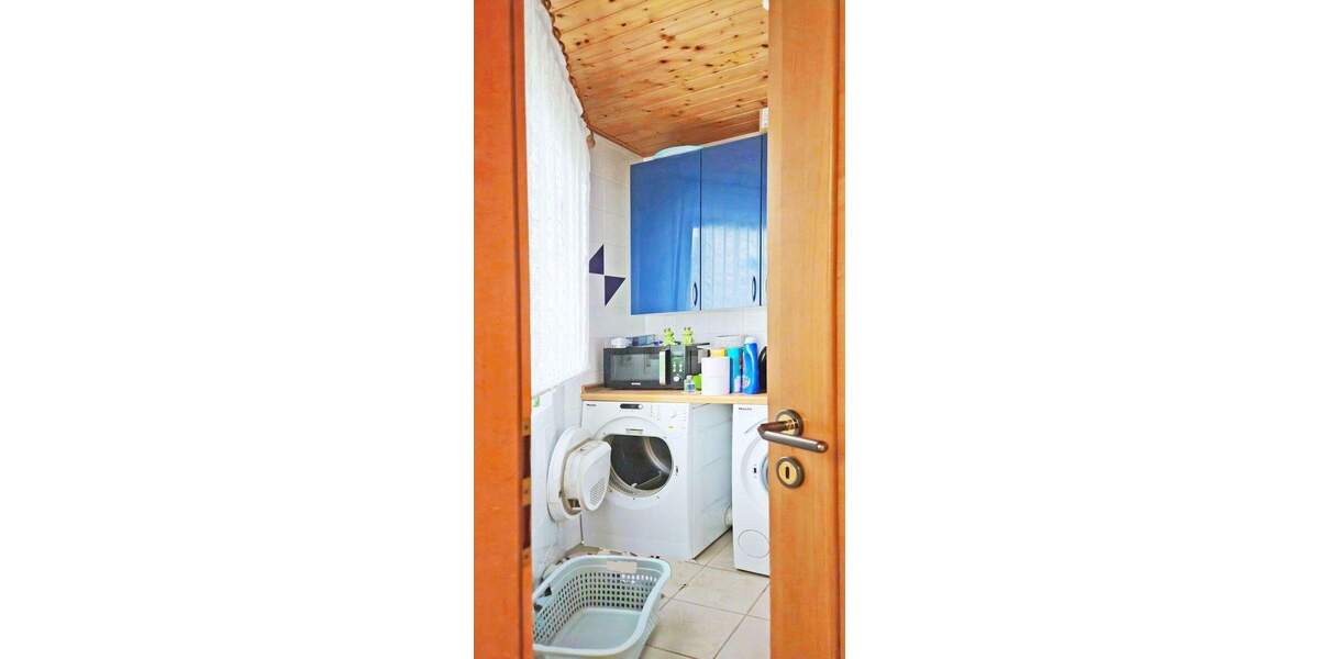 Einfamilienhaus Forchheim - 7 Zimmer, 222 m&sup2;, 897.000&euro; | Angebot:26290114