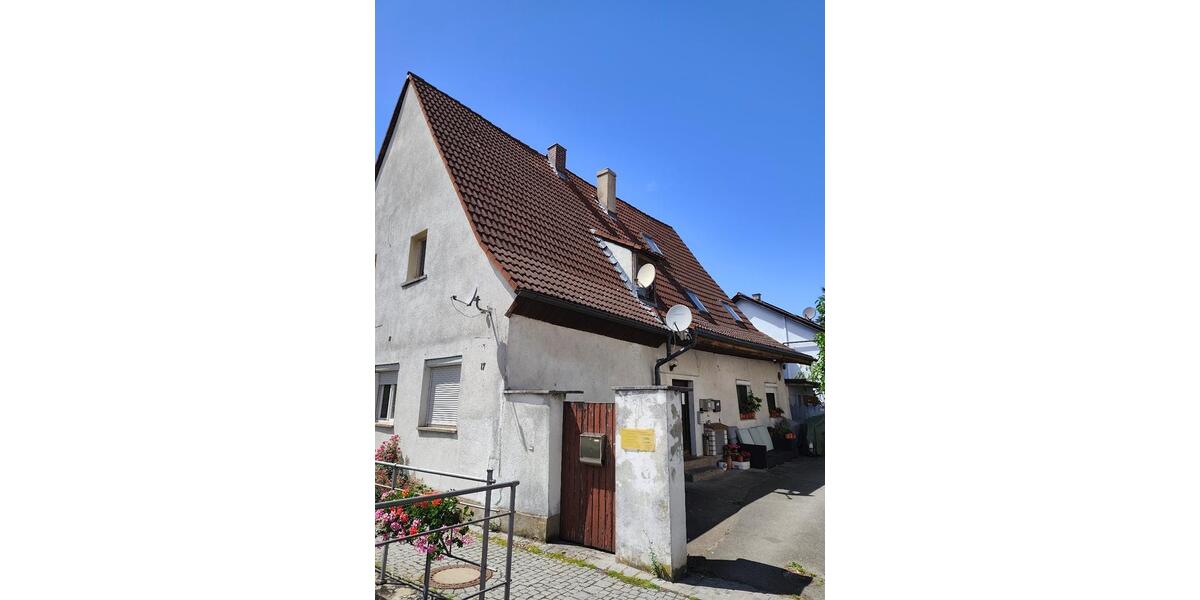 Mehrfamilienhaus, Wohnhaus Hallstadt - 14 Zimmer, 210 m&sup2;, 195.000&euro; | Angebot:26935180