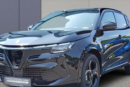 Alfa Romeo Junior 7.500 km 30.990 &euro; Bamberg 96052