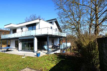 Haus Bamberg Am Bruderwald - 6 Zimmer, 214 m&sup2;, 1.249.000&euro; | Angebot:25363643