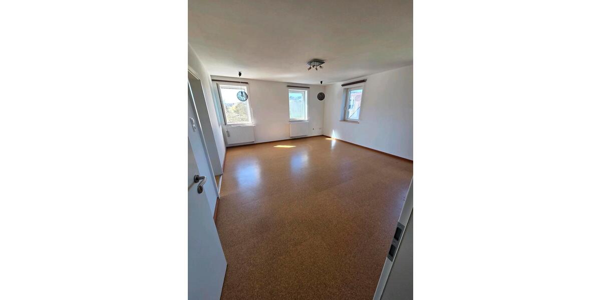 Bauernhaus, Landhaus Untermerzbach - 12 Zimmer, 160 m&sup2;, 235.000&euro; | Angebot:26192303