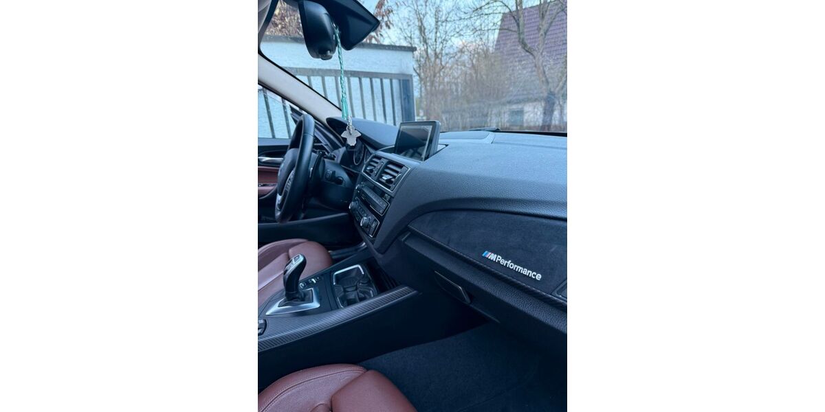 BMW 225 153.318 km 18.200 &euro; Lonnerstadt 91475