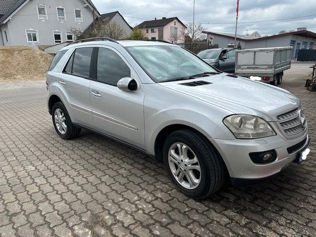 Mercedes-Benz ML 320 358.190 km 6.550 &euro; Burgebrach 96138