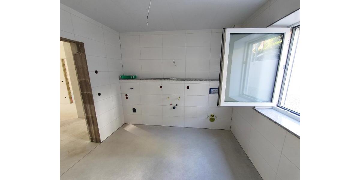 4 Zi. Wohnung (Nr. 3) im EG mit Balkon - Etagenwohnung Adelsdorf OT | Angebot:26785698