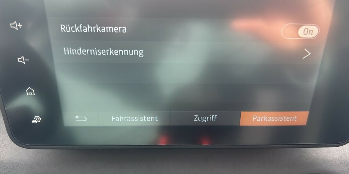 Dacia Jogger Extreme+ *7-Sitzer/Navi/SHZG/Temmpomat/RFK* 13.615 km 20.790 &euro; Bamberg 96052