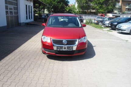 VW Touran 122.450 km 6.590 &euro; Bamberg 96052