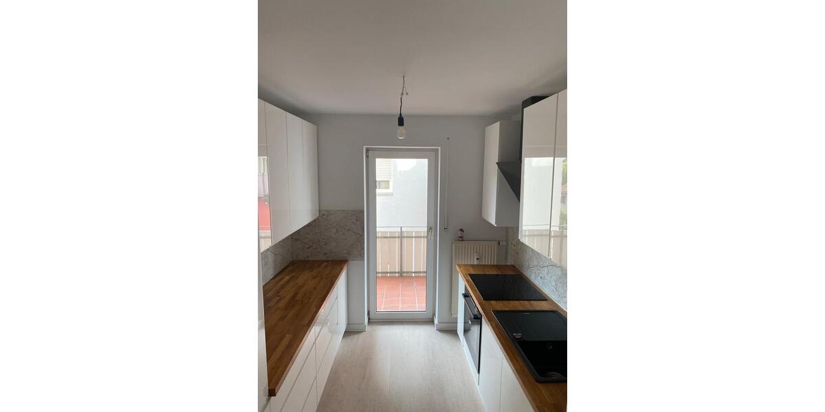 Etagenwohnung Hallstadt - 3 Zimmer, 85 m&sup2;, 1.100&euro; | Angebot:26516701