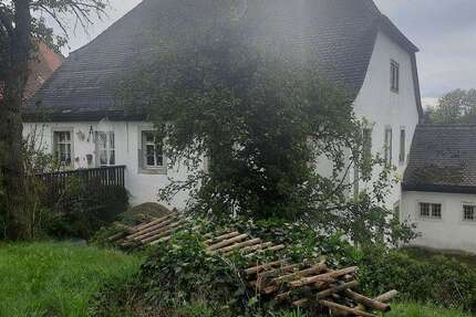 Haus Schlüsselfeld - 9 Zimmer, 273 m&sup2;, 265.000&euro; | Angebot:25201442