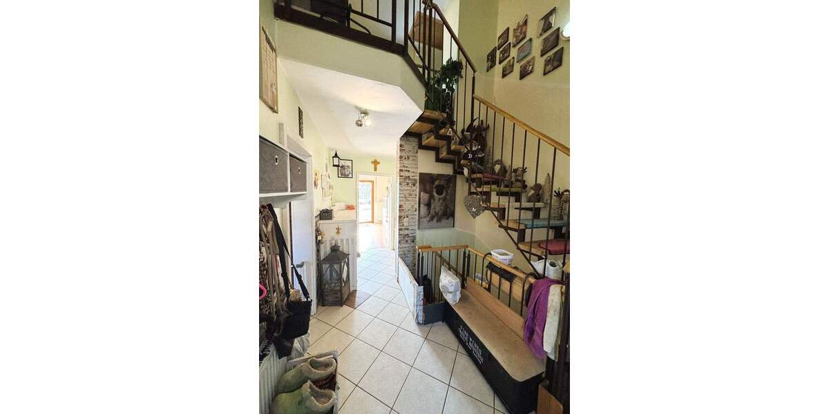 Einfamilienhaus Burghaslach - 6 Zimmer, 130 m&sup2;, 425.000&euro; | Angebot:25744156