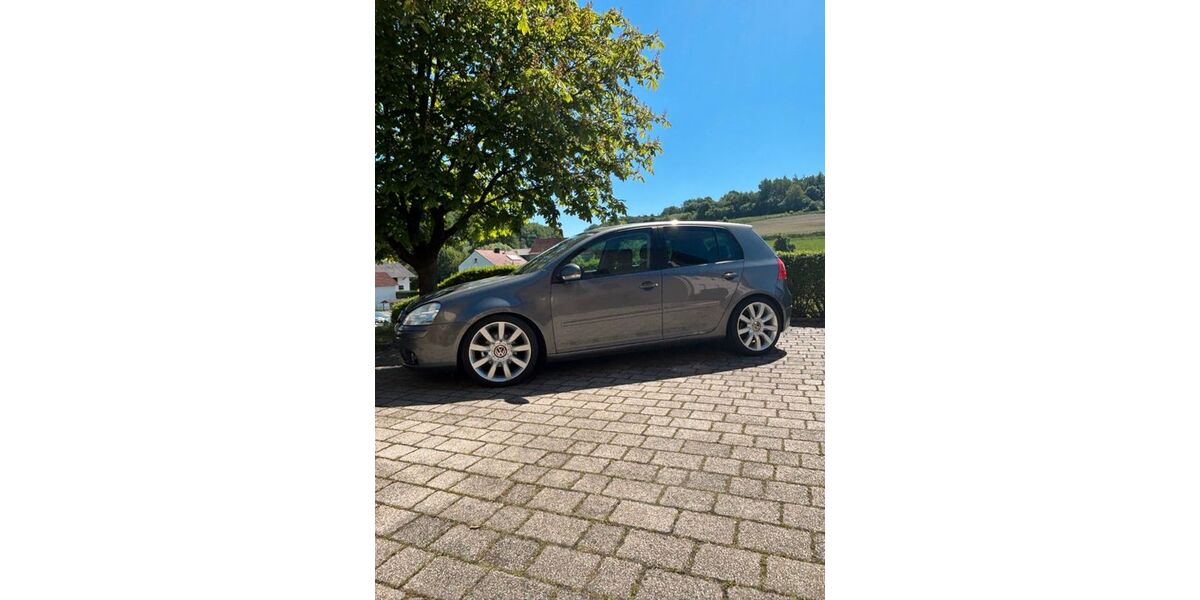VW Golf 222.696 km 3.300 &euro; Gerolzhofen 97447