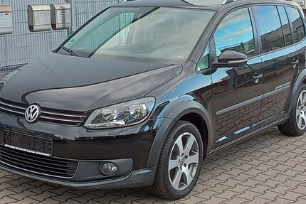 VW Touran 235.400 km 9.990 &euro; Burgebrach 96138