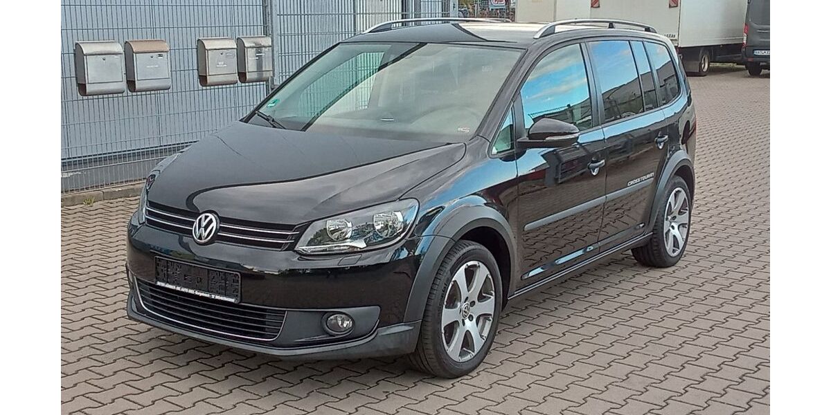 VW Touran 235.400 km 9.990 &euro; Burgebrach 96138