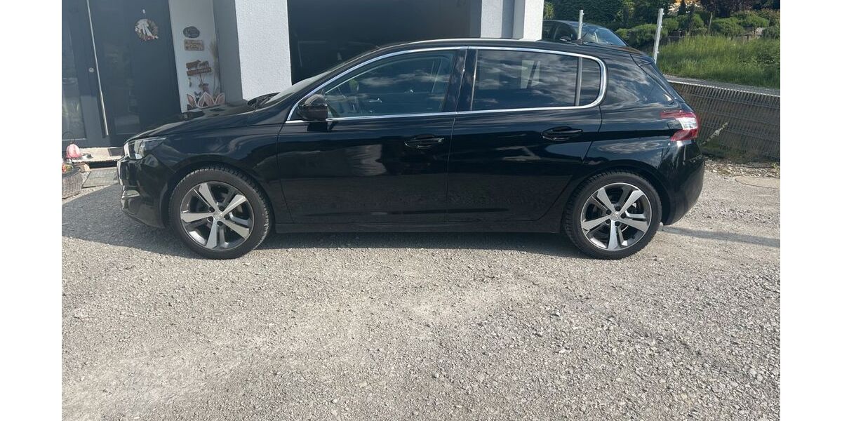 Peugeot 308 121.418 km 9.999 &euro; Eggolsheim 91330