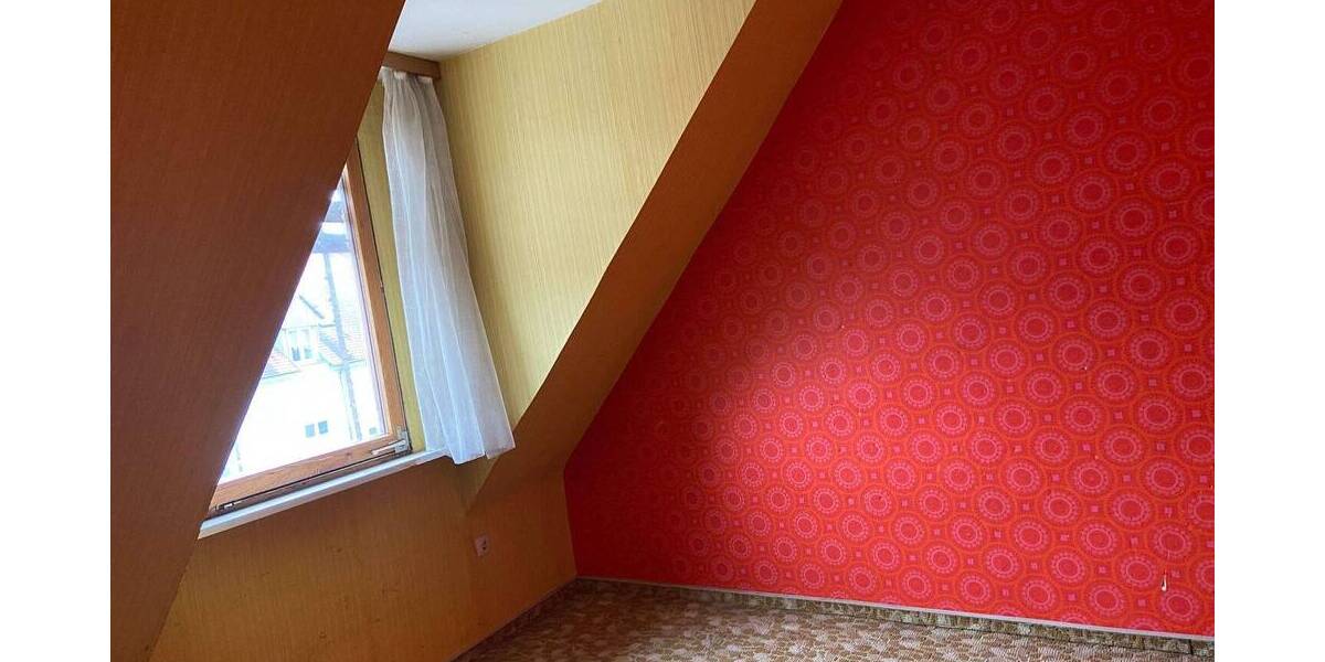 Mehrfamilienhaus, Wohnhaus Forchheim - 8 Zimmer, 200 m&sup2;, 398.000&euro; | Angebot:26627253