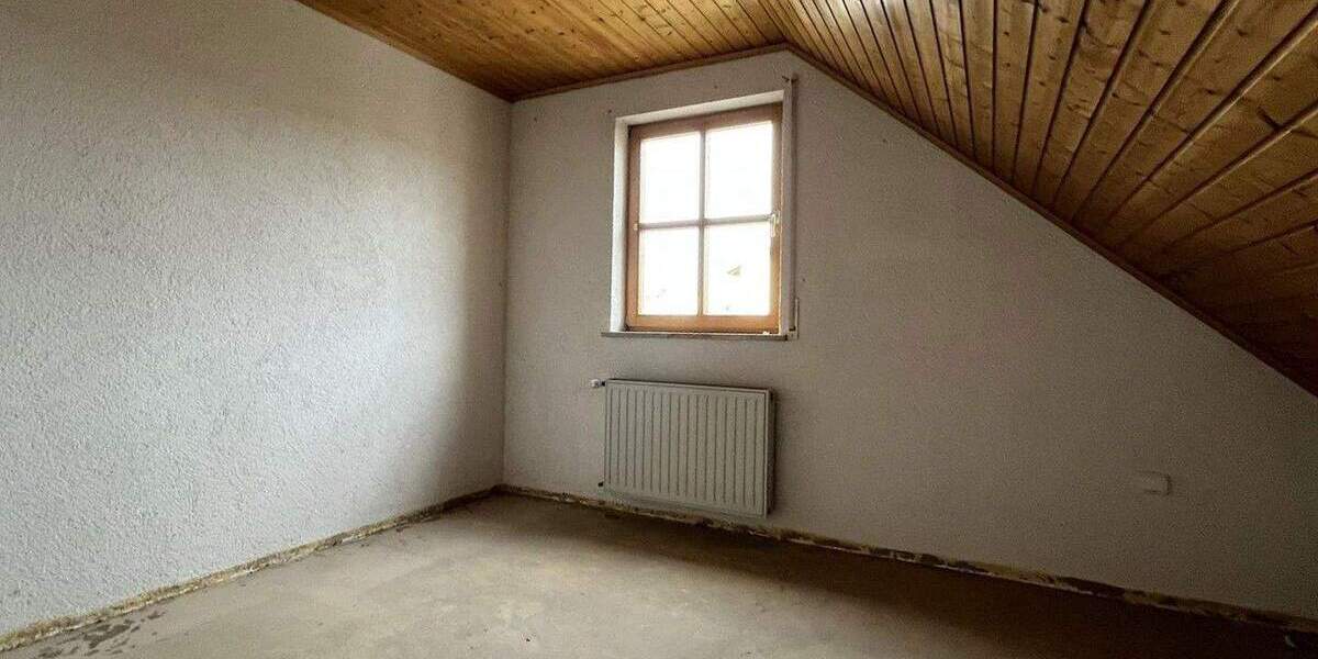 Doppelhaushälfte Stegaurach - 5 Zimmer, 126 m&sup2;, 595.000&euro; | Angebot:25879720
