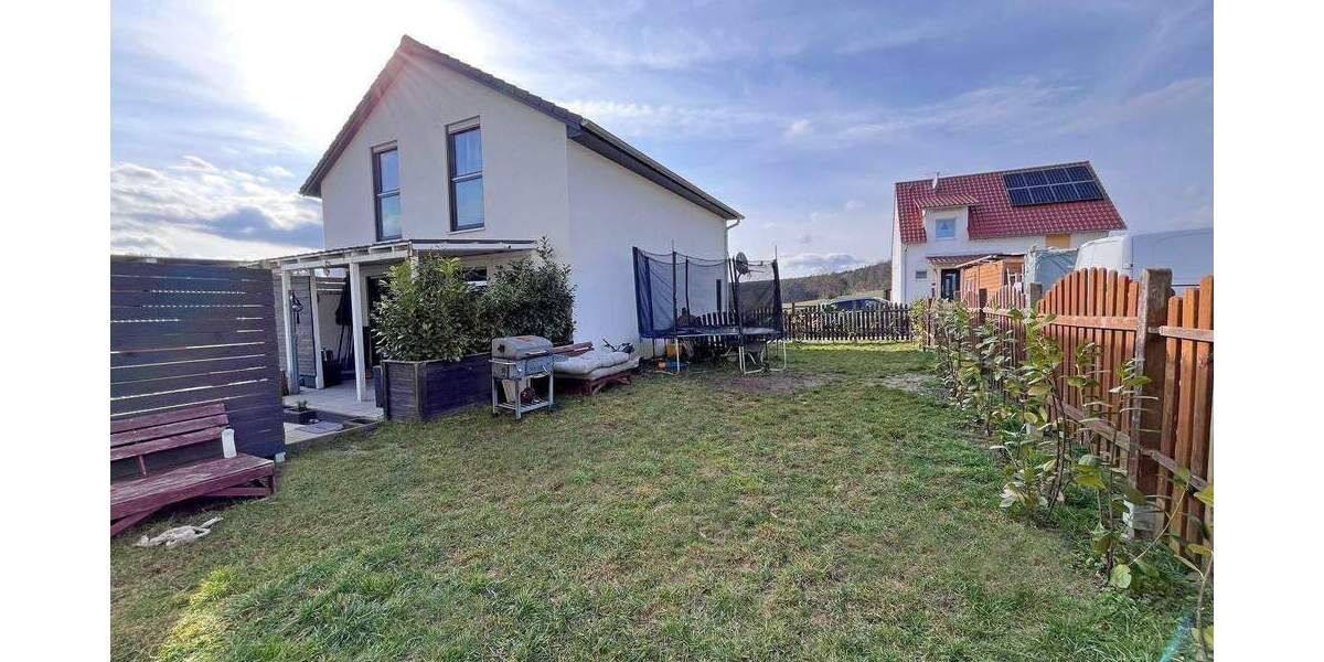 Einfamilienhaus Wachenroth - 4 Zimmer, 100 m&sup2;, 499.000&euro; | Angebot:26015960
