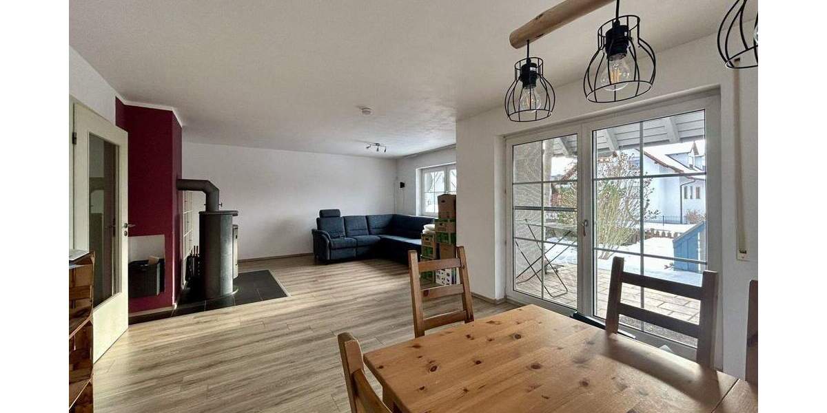 Doppelhaushälfte Pommersfelden - 5 Zimmer, 124 m&sup2;, 399.000&euro; | Angebot:25748958