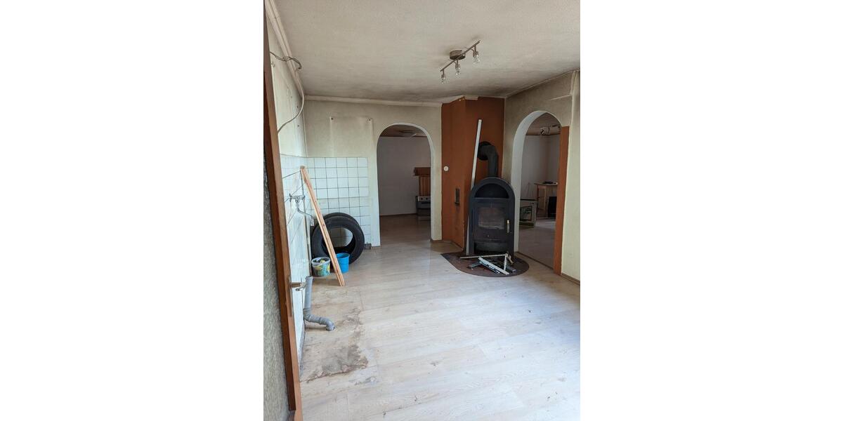 Einfamilienhaus Oberaurach - 68.000&euro; | Angebot:26038926