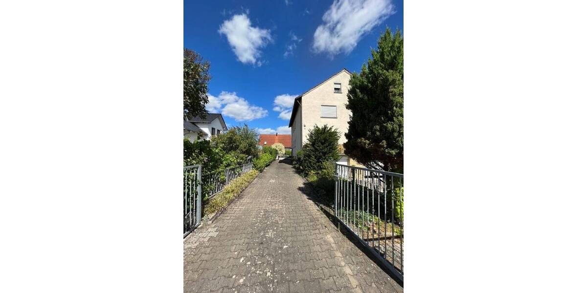 Mehrfamilienhaus, Wohnhaus Pettstadt - 9 Zimmer, 449.500&euro; | Angebot:25670492