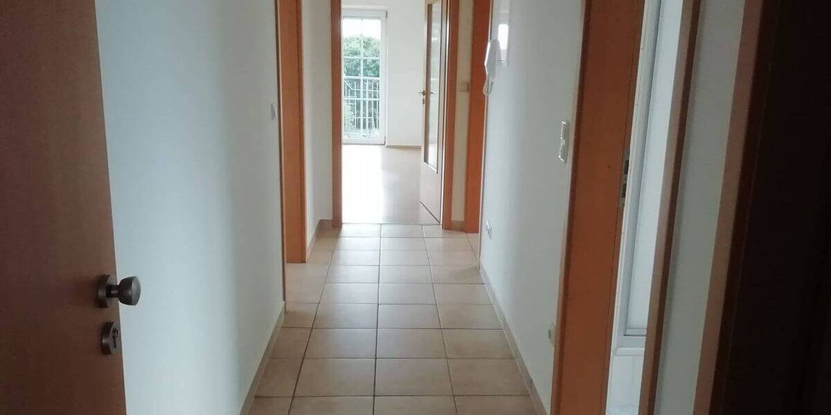 Etagenwohnung Bad Staffelstein - 3 Zimmer, 82 m&sup2;, 775&euro; | Angebot:26117451