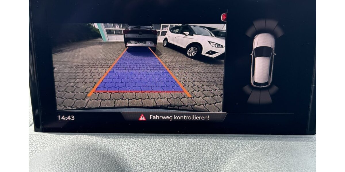 Audi Q2 35 TFSI advanced *LED/Navi-App/Kamera/virt.CP/S 2.158 km 27.790 &euro; Bamberg 96052