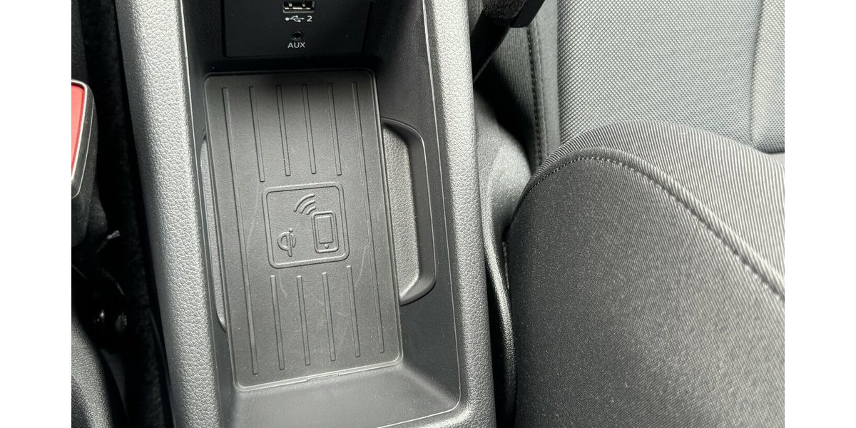 Audi Q2 35 TFSI advanced *LED/Navi-App/Kamera/virt.CP/S 2.158 km 27.790 &euro; Bamberg 96052