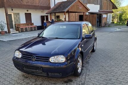 VW Golf 327.000 km 599 &euro; Bad Staffelstein 96231
