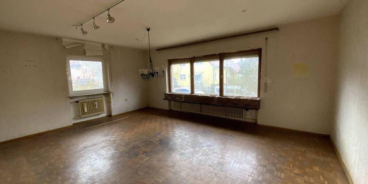 Einfamilienhaus Forchheim - 7 Zimmer, 135 m&sup2;, 417.000&euro; | Angebot:26190019