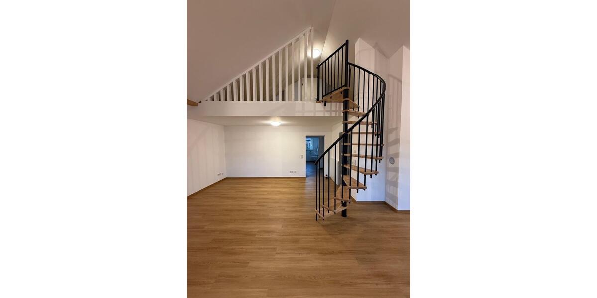 Maisonettenwohnung Adelsdorf - 3 Zimmer, 94 m&sup2;, 1.400&euro; | Angebot:25098639