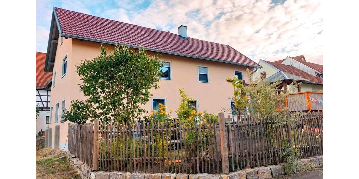 Mehrfamilienhaus, Wohnhaus Königsfeld - 10 Zimmer, 239 m&sup2;, 495.000&euro; | Angebot:26094378