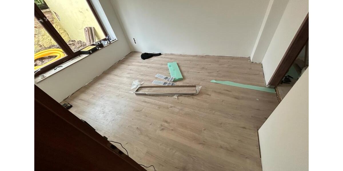Erdgeschoßwohnung Uehlfeld - 3 Zimmer, 66 m&sup2;, 180.000&euro; | Angebot:27226211