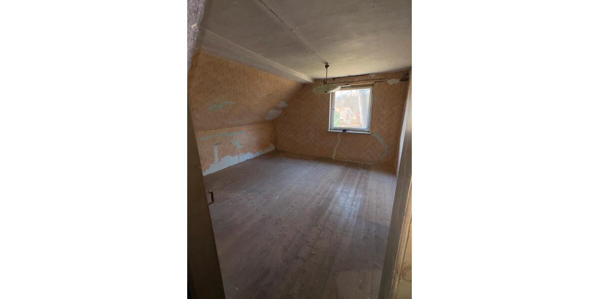 Bauernhaus, Landhaus Ebensfeld - 3 Zimmer, 110 m&sup2;, 109.000&euro; | Angebot:25868385