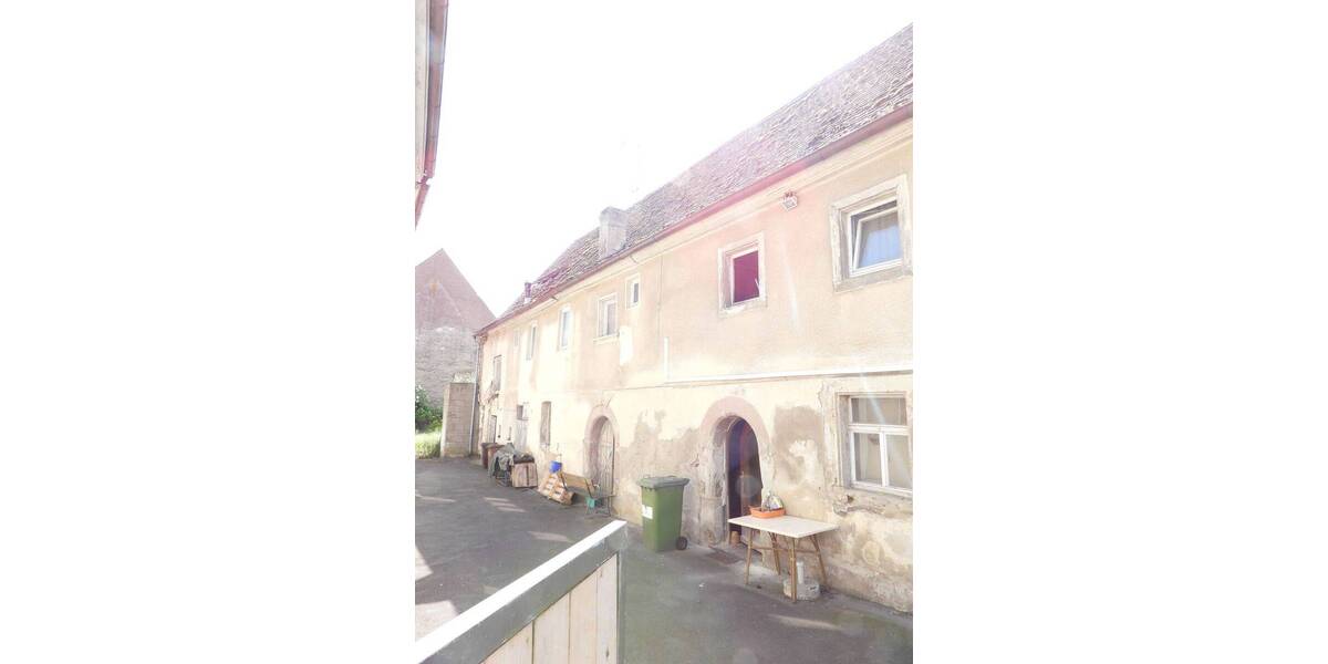 Mehrfamilienhaus, Wohnhaus Mühlhausen - 6 Zimmer, 200 m&sup2;, 75.000&euro; | Angebot:25695699