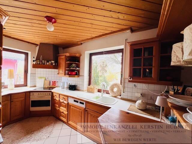 Einfamilienhaus Burgebrach - 6 Zimmer, 196 m&sup2;, 650.000&euro; | Angebot:26092050