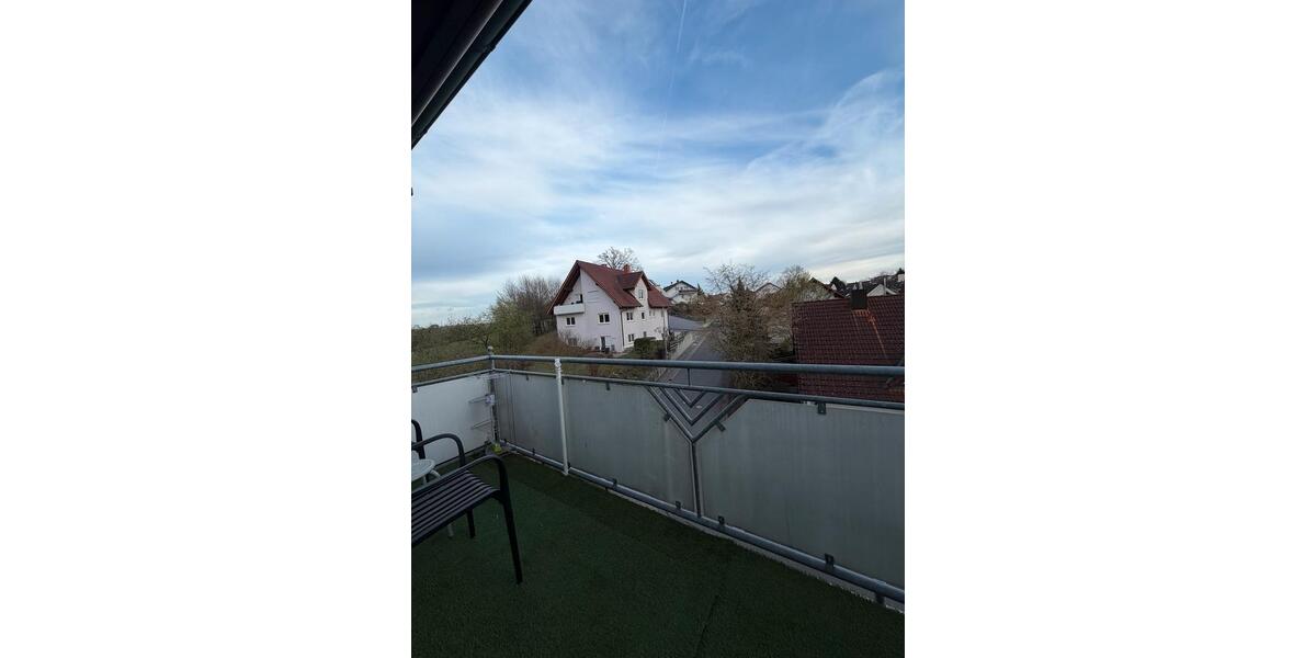 Dachgeschoßwohnung Bischberg - 3 Zimmer, 70 m&sup2;, 210.000&euro; | Angebot:26041876