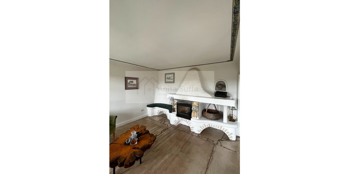 Erdgeschoßwohnung Burghaslach - 6 Zimmer, 220 m&sup2;, 1.250&euro; | Angebot:25379613