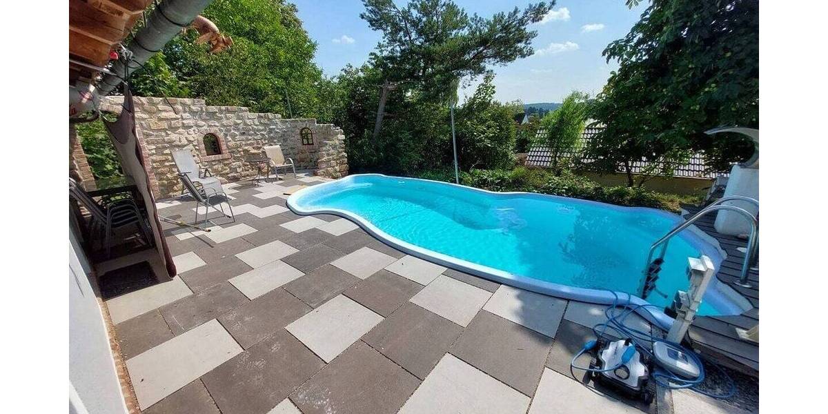 Mehrfamilienhaus, Wohnhaus Lonnerstadt - 5 Zimmer, 140 m&sup2;, 398.000&euro; | Angebot:25677858