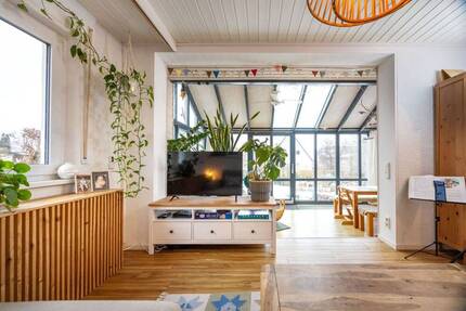 Haus Forchheim - 8 Zimmer, 236 m&sup2;, 649.000&euro; | Angebot:26188645