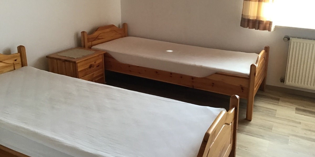 Dachgeschosswohnung in ruhiger Wohnlage - Dachgeschoßwohnung Ebensfeld | Angebot:26557987