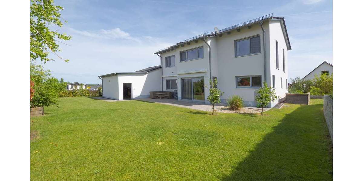 Einfamilienhaus Burgebrach - 6 Zimmer, 161 m&sup2;, 669.000&euro; | Angebot:26679456