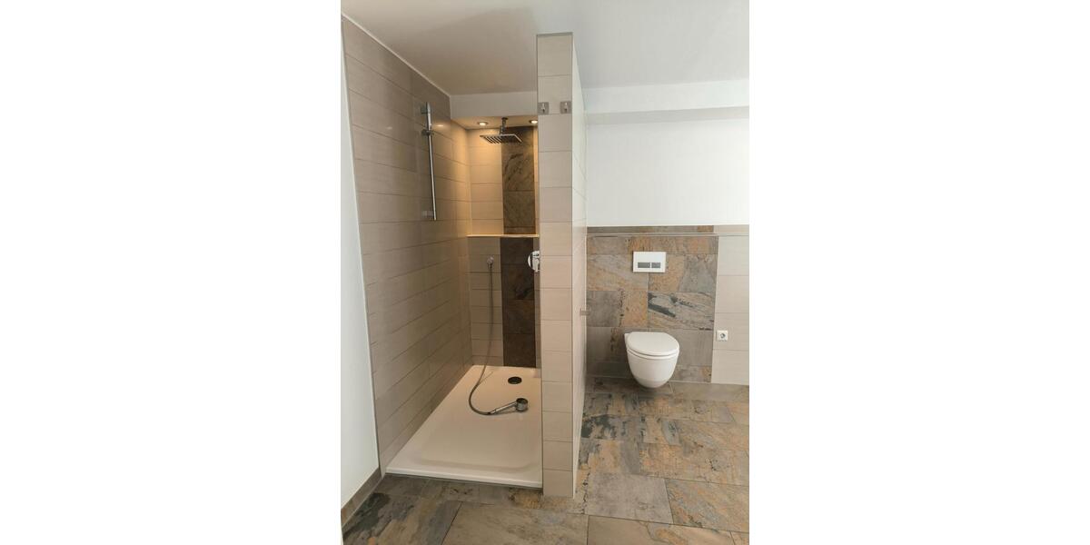 Einfamilienhaus Ebern - 7 Zimmer, 120 m&sup2;, 190.000&euro; | Angebot:27084162