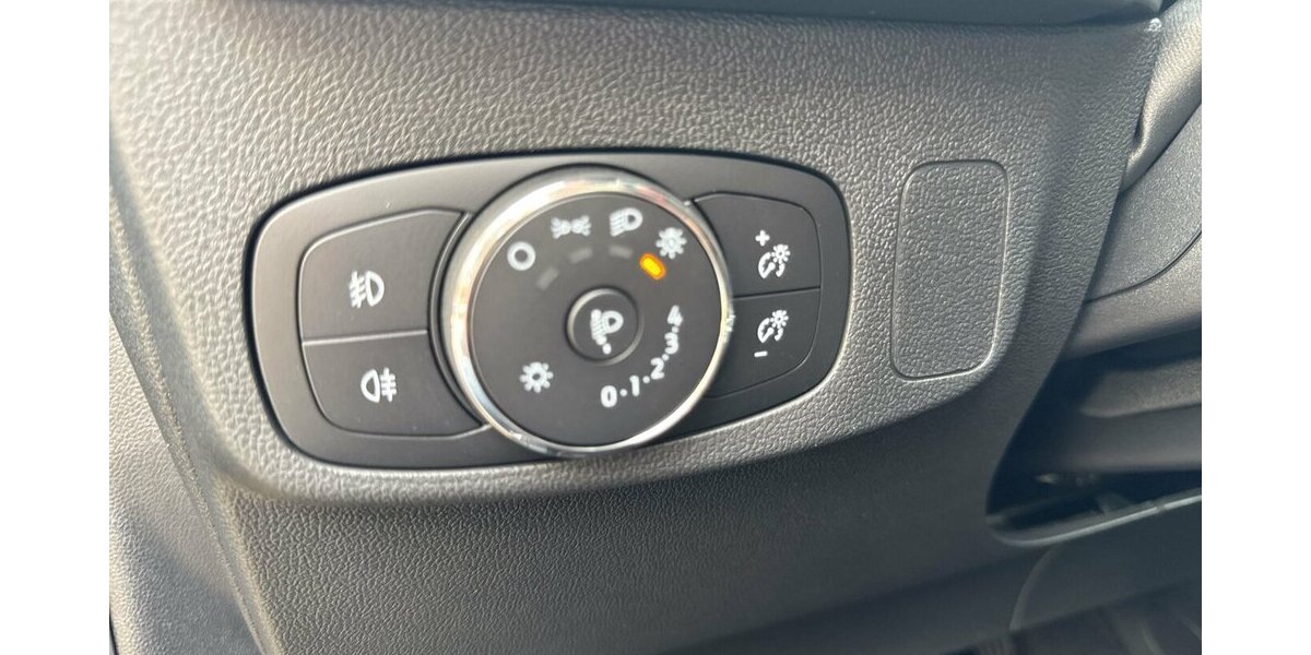 Ford Focus Turnier ST-Line X *AHK//Head-up/Navi/SHZG/PD 7.956 km 23.780 &euro; Bamberg 96052