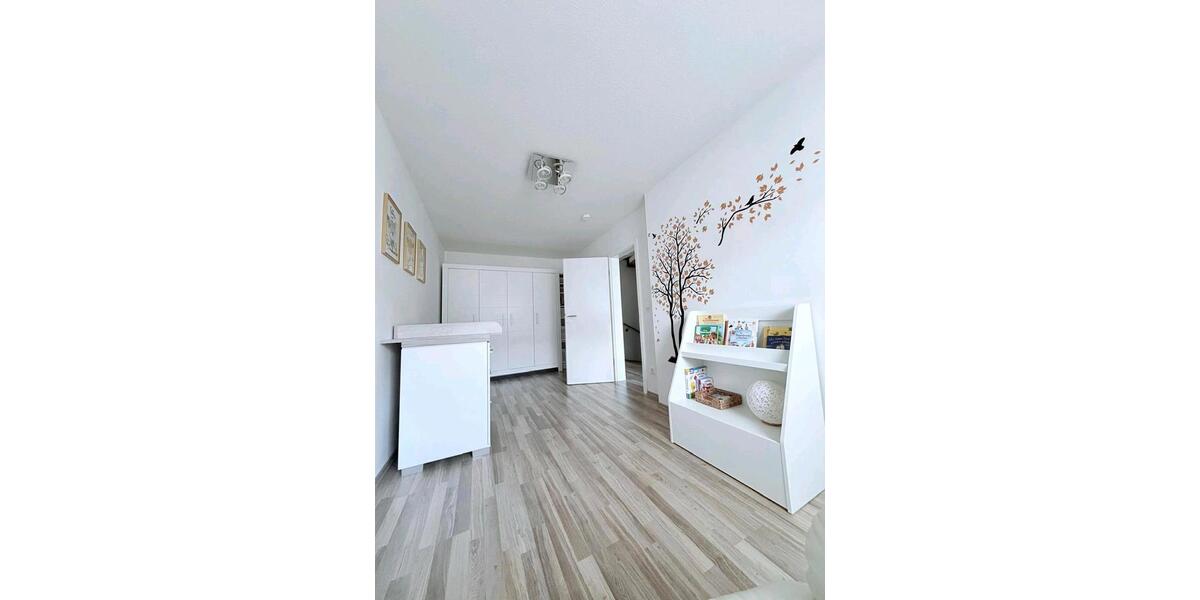 Etagenwohnung Adelsdorf - 4 Zimmer, 137 m&sup2;, 545.000&euro; | Angebot:27016214