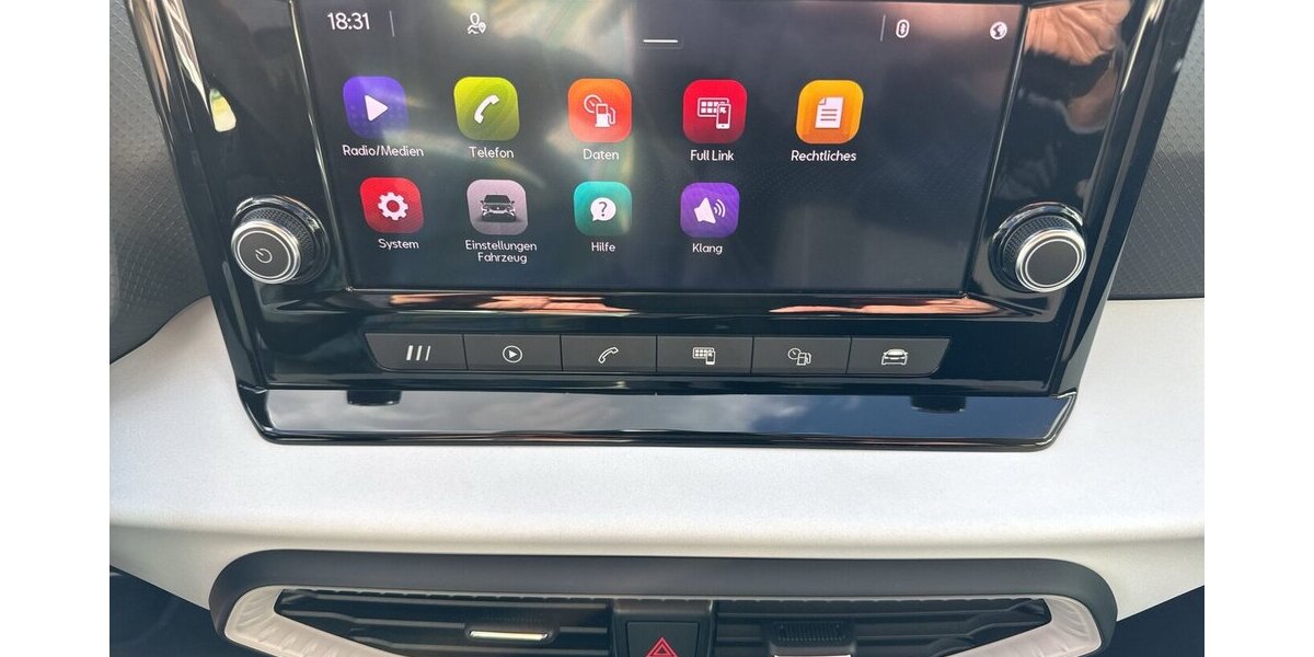 Seat Arona Style *Navi-App/SHZG/LED/Kamera/PDC* 18.609 km 16.980 &euro; Bamberg 96052