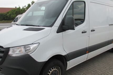 Mercedes-Benz Sprinter 244.359 km 16.500 &euro; Rattelsdorf 96179