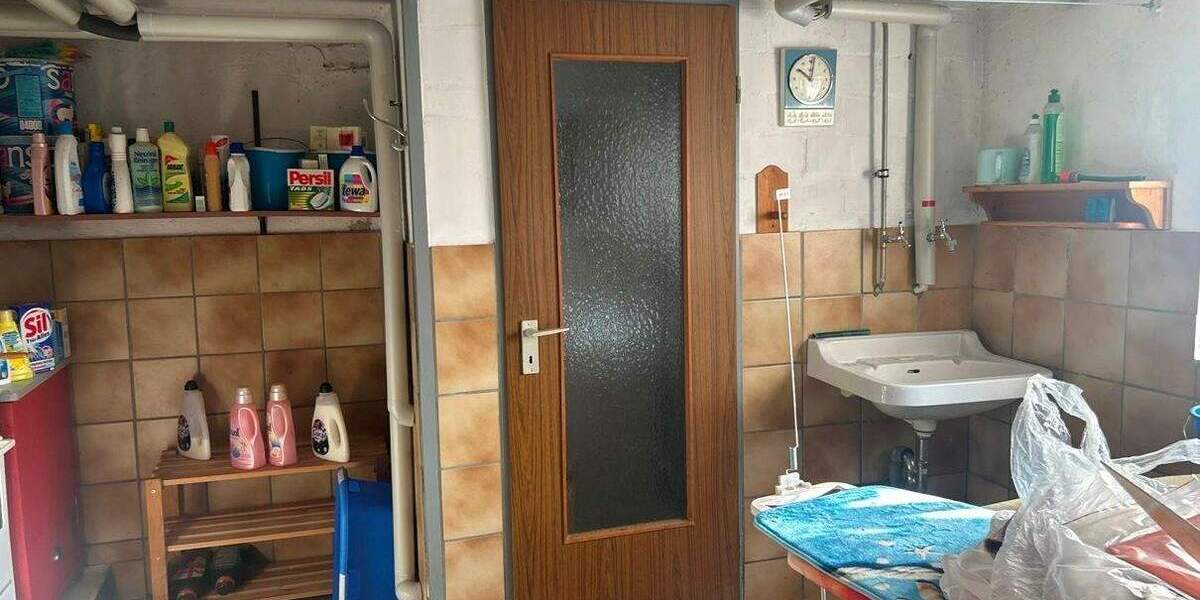 Doppelhaushälfte Ebelsbach - 4 Zimmer, 110 m&sup2;, 198.000&euro; | Angebot:25729024