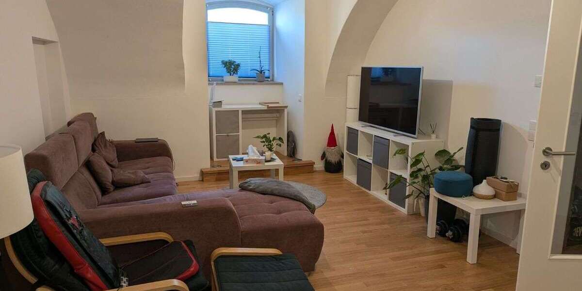 Etagenwohnung Bamberg Berggebiet - 2 Zimmer, 63 m&sup2;, 980&euro; | Angebot:27095109
