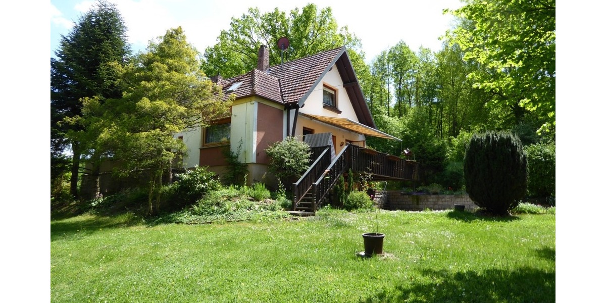 IN GROSSZÜGIGER ALLEINLAGE DIE EIGENEN IDEEN VERWIRKLICHEN!!! - Einfamilienhaus Stegaurach | Angebot:26023620