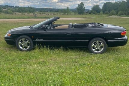 Chrysler Stratus 159.000 km 4.400 &euro; Viereth 96191