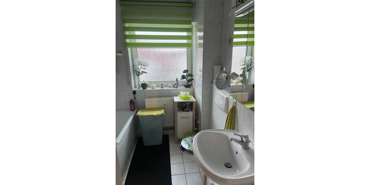 Etagenwohnung Burgebrach - 4.5 Zimmer, 100 m&sup2;, 800&euro; | Angebot:25905424